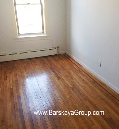 5th image of 2126 31st Ave APT 3F