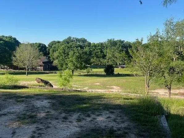 768 Kaukonahua Ln, Bastrop, TX 78602