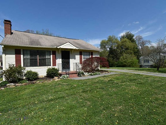 2nd image of 2909 Forestdale Ave