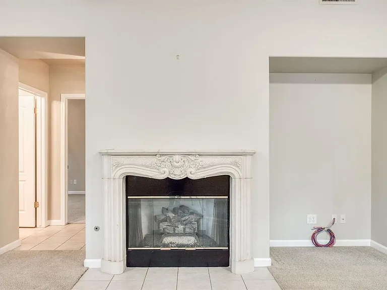 1961 Serena Ave — Photo 9