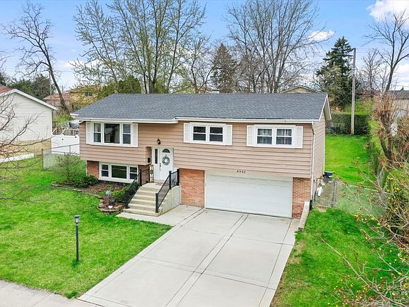 2nd image of 8932 S 85th Ct