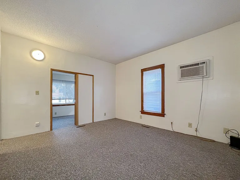 519 Welch Ave. — Photo 4