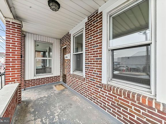 3rd image of 2004 W 9th St