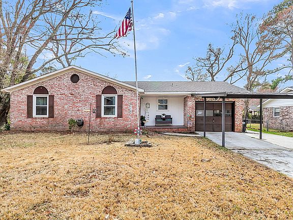 2nd image of 118 Waring Rd