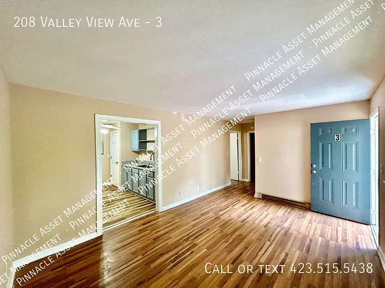 208 Valley View Ave #3 — Photo 8