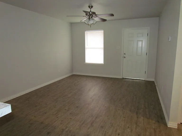 7921 Texas Rd — Photo 5