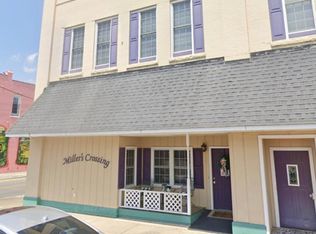 103 N Center St #E, Mount Olive, NC 28365