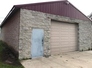 219 W Broadway St, Wellston, OH 45692