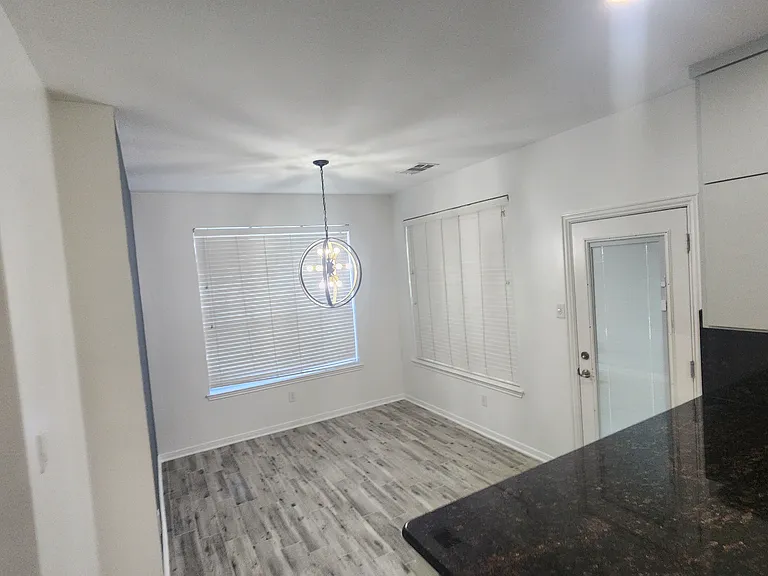 417 Saddlebrook Dr — Photo 30