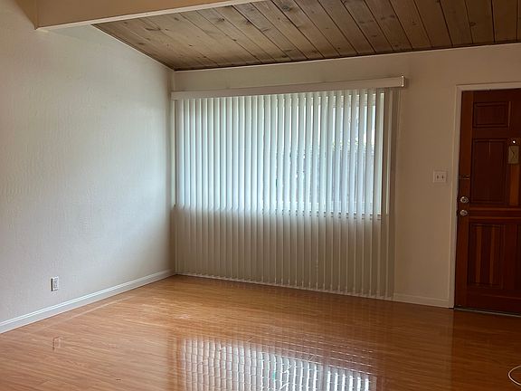 3rd image of 3254 Brookdale Dr #C