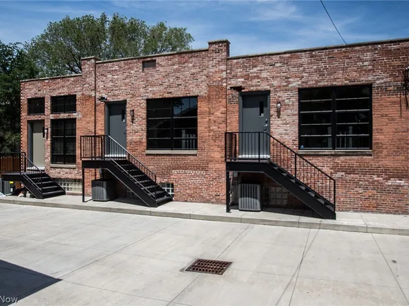 3002 Franklin Blvd APT 3, Cleveland, OH 44113