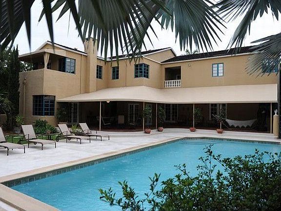3rd image of 2507 Country Club Prado