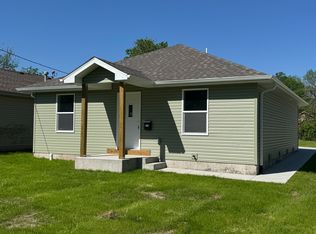 1845 N Colgate Ave, Springfield, MO 65802