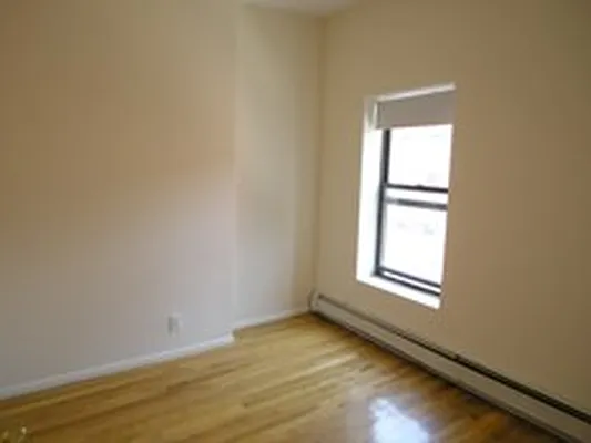 Rented by Vickers Realty | media 7