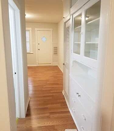 4th image of 2027 N Kedvale Ave #G