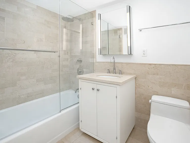200 E 66th St #C702 — Photo 9
