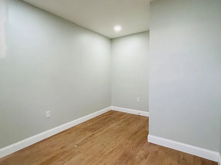 1416 S Broad St #3 — Photo 13