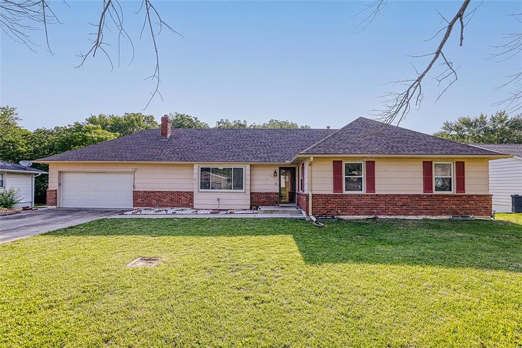 1710 Russell Rd, Pleasant Hill, MO 64080 Zillow