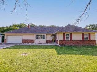 1710 Russell Rd, Pleasant Hill, MO 64080