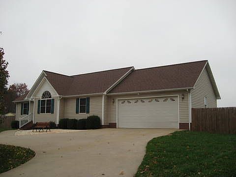 1st image of 3994 Old Oak Ln