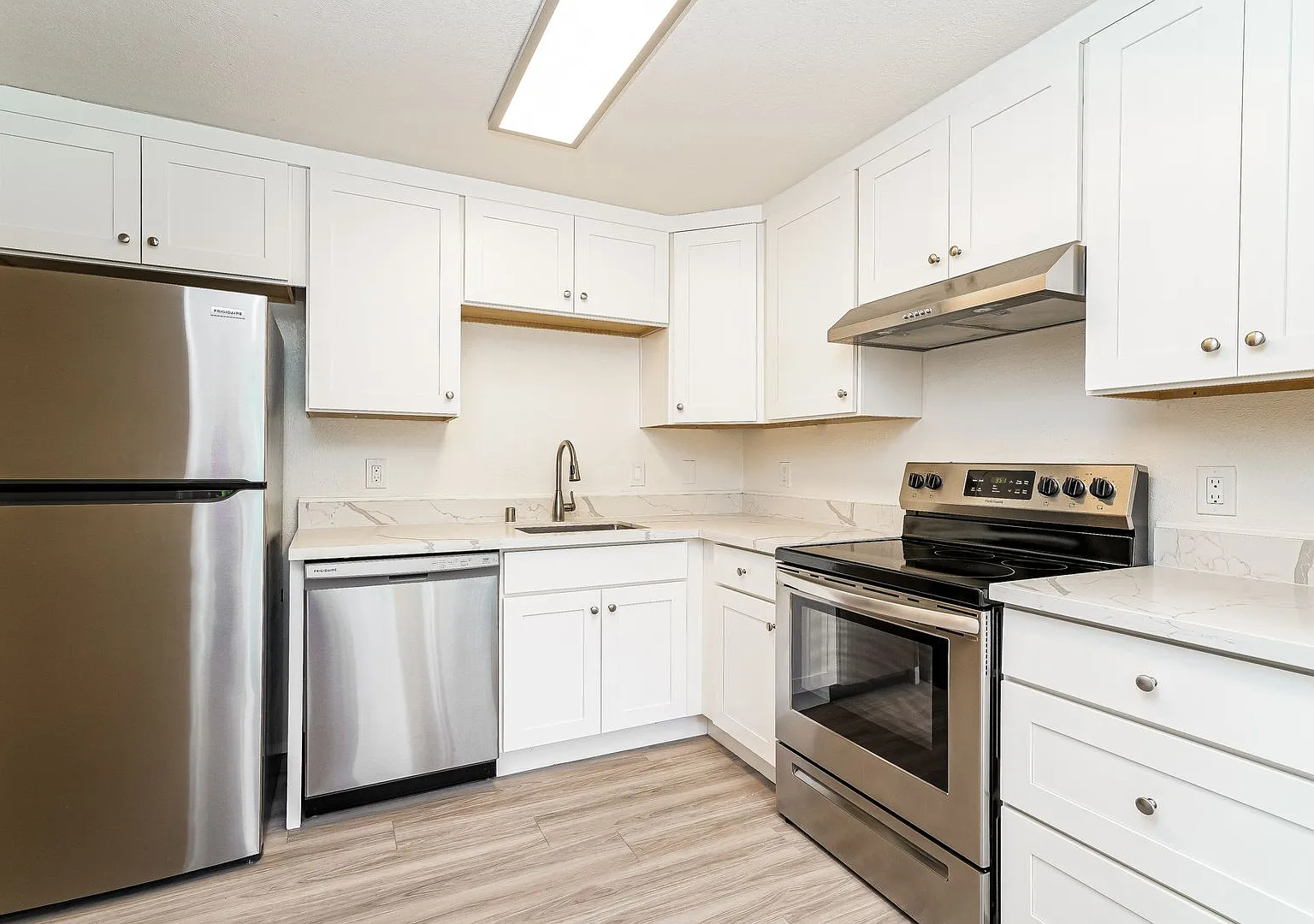 10201 17th Ave SW - Duplex — Photo 3