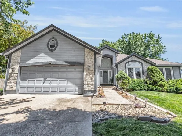 15283 W 150th Ter, Olathe, KS 66062