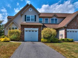 1781 Big Ridge Dr, East Stroudsburg, PA 18302