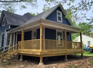 1107 N Hickory St, Champaign, IL