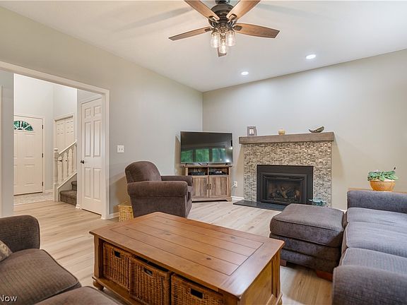 5th image of 4120 Burnwyke Ct