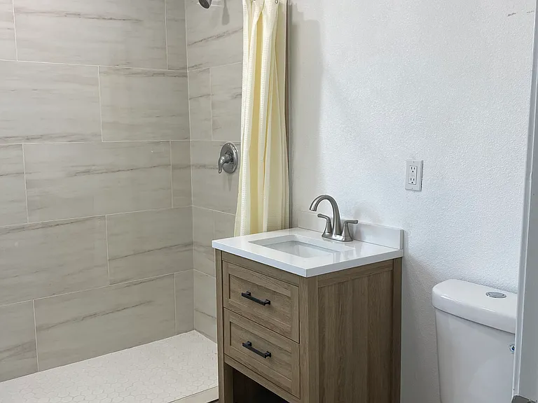 10920 Lillian Ln — Photo 7