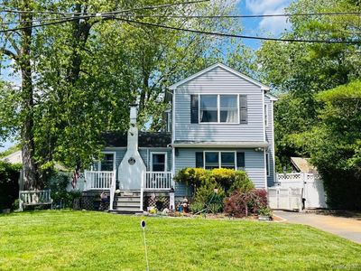 3 Liberty Place, East Patchogue, NY, 11772