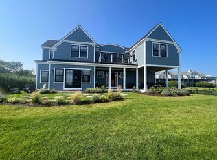 13 Gooch Ave, Kennebunk, ME 04043