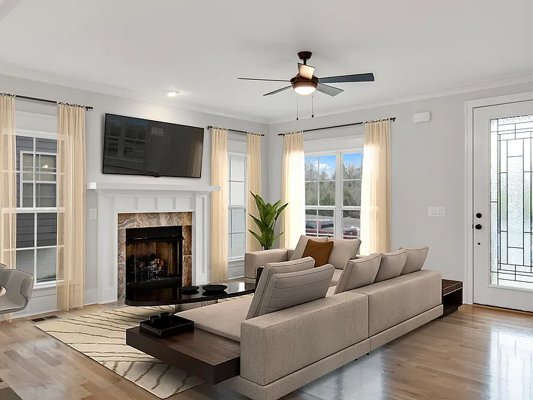 196 Karen Dr — Photo 4