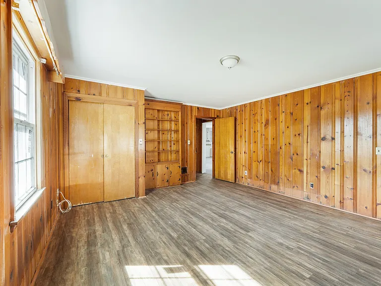 228 Newcomb Dr — Photo 11