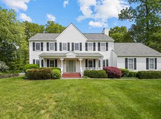 37 Pamela Rd, Cortlandt Manor, NY 10567