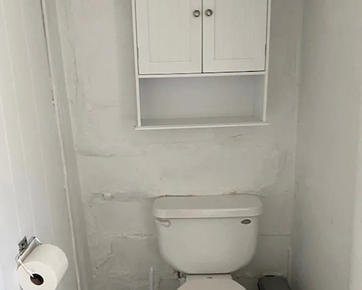 1027 Charleston St — Photo 3