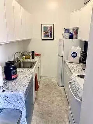 Rented by The Lichy Group, Inc. | media 9