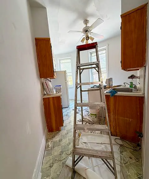 122 Marine Ave #22 — Photo 9