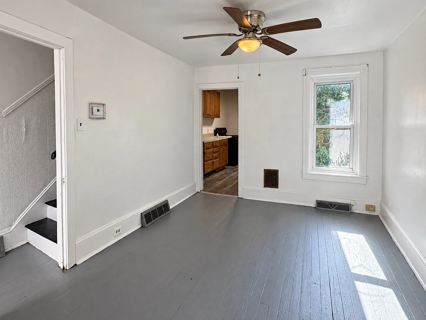 46 W 5th Avenue — Photo 3