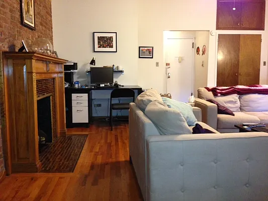 Rented by America Mecca Realty LLC | media 8