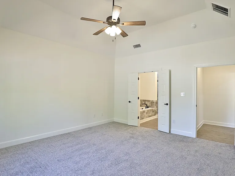 5702 Legacy Dr — Photo 32