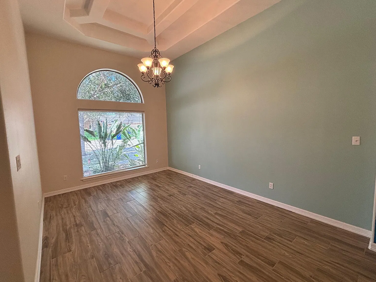 2304 Brazos Avenue - 1 — Photo 4