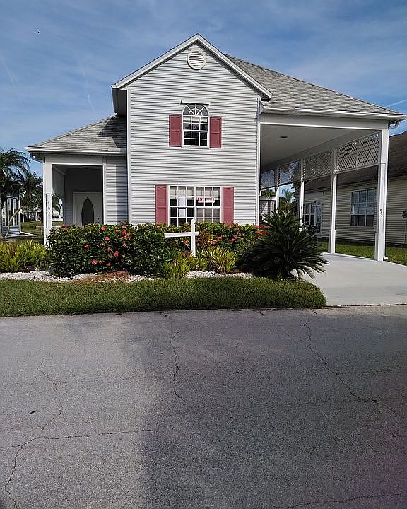 1st image of 462 Plantation Dr