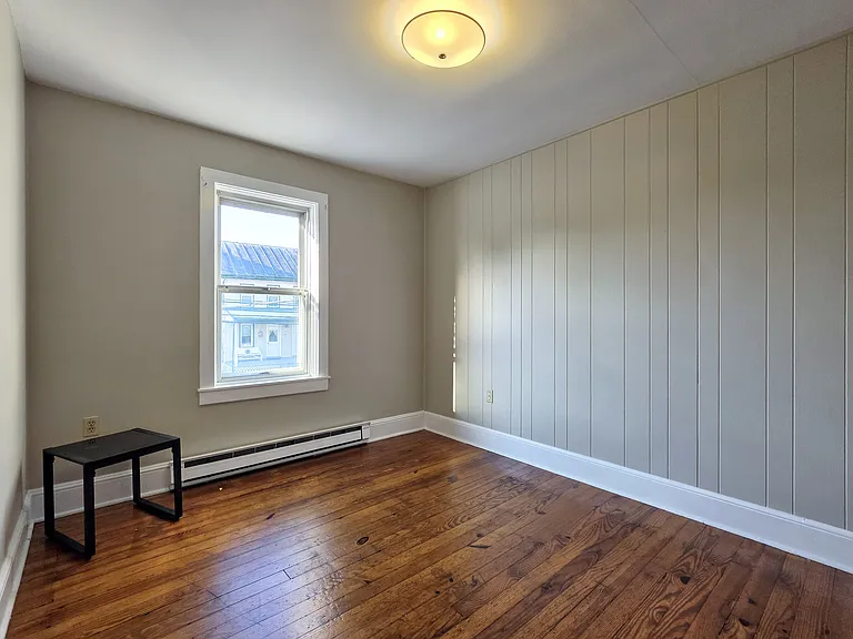 1042 Martindale Rd — Photo 16