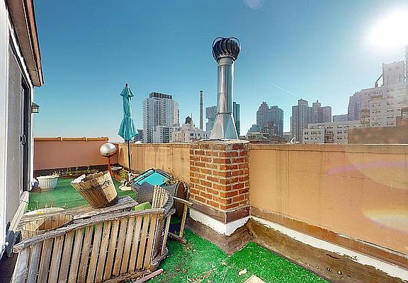 3rd image of 399 E 78th St APT 6C