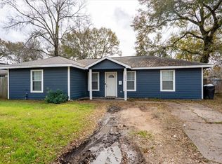 5938 Southlark St, Houston, TX 77033