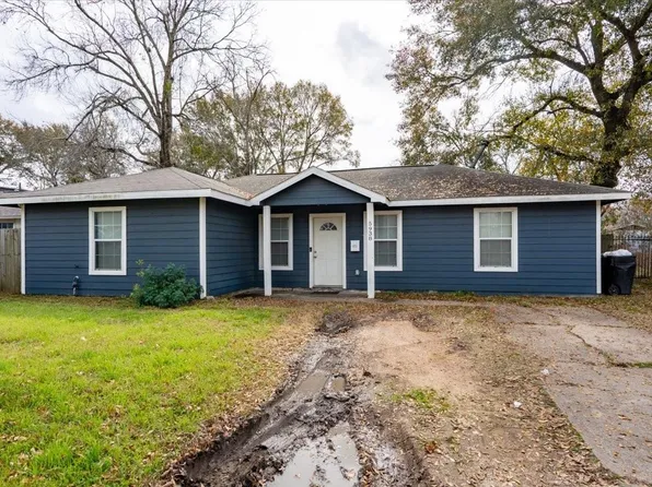 5938 Southlark St, Houston, TX 77033