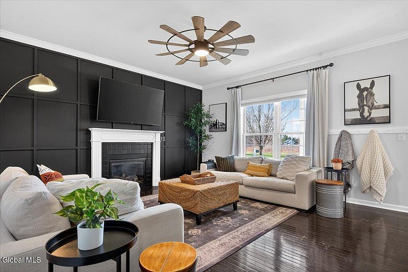 2nd image of 12 Basswood Court