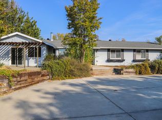 46027 Strawberry Rd, Coarsegold, CA 93614