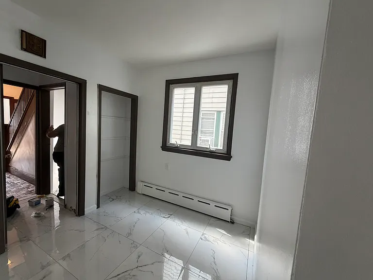 270 Born St #1 — Photo 2